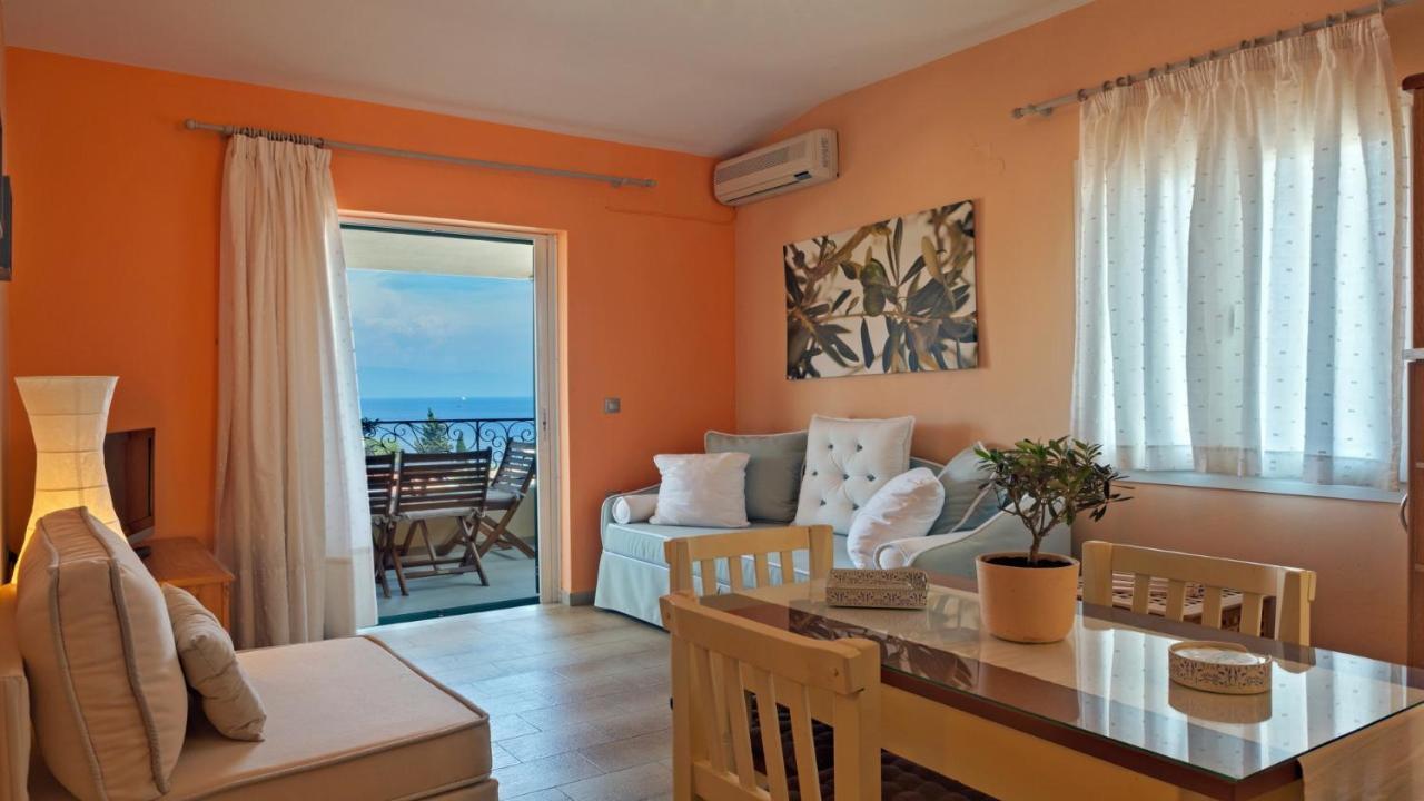 Elaia Boutique Apartments ガイオス エクステリア 写真