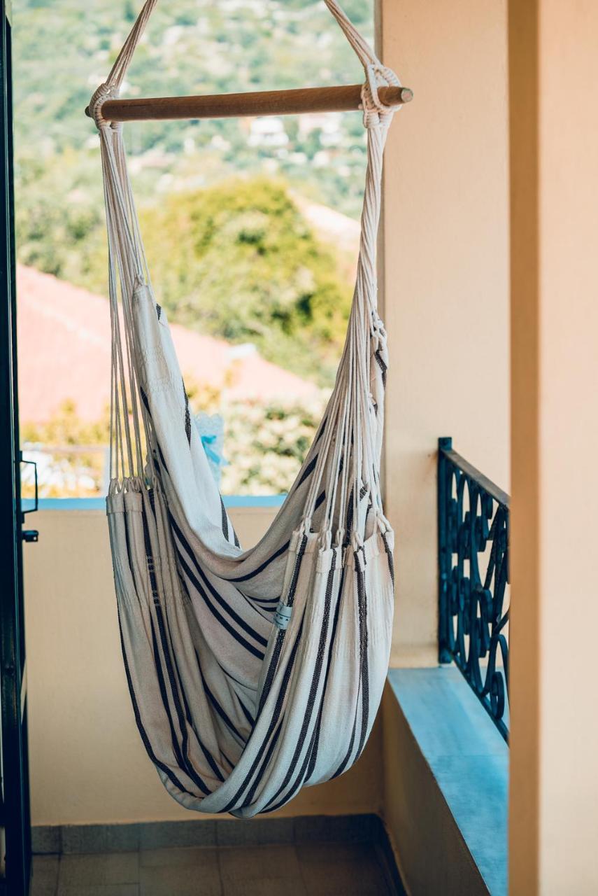 Elaia Boutique Apartments ガイオス エクステリア 写真