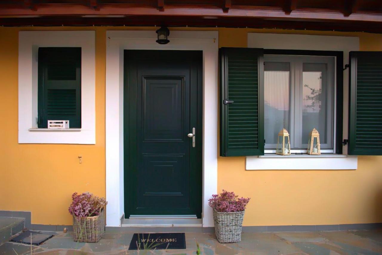 Elaia Boutique Apartments ガイオス エクステリア 写真