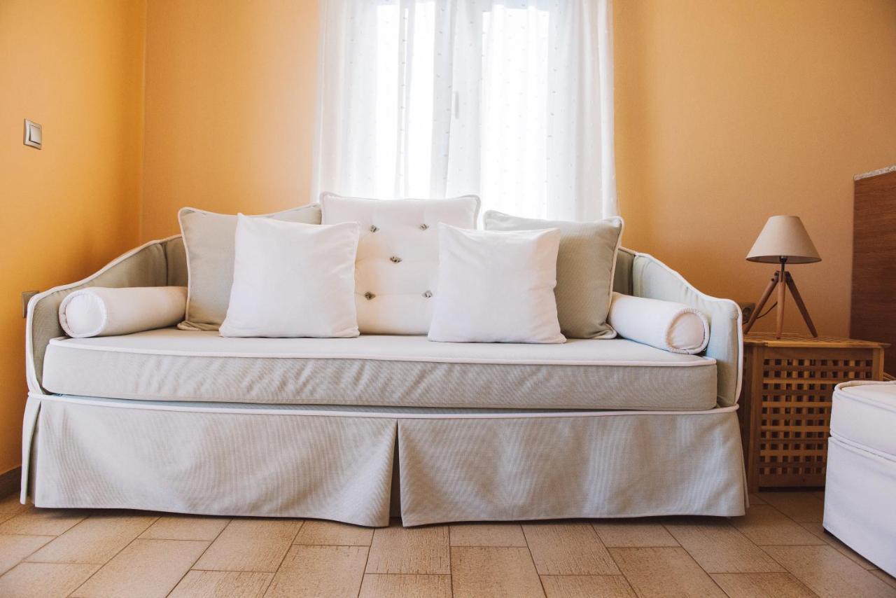 Elaia Boutique Apartments ガイオス エクステリア 写真